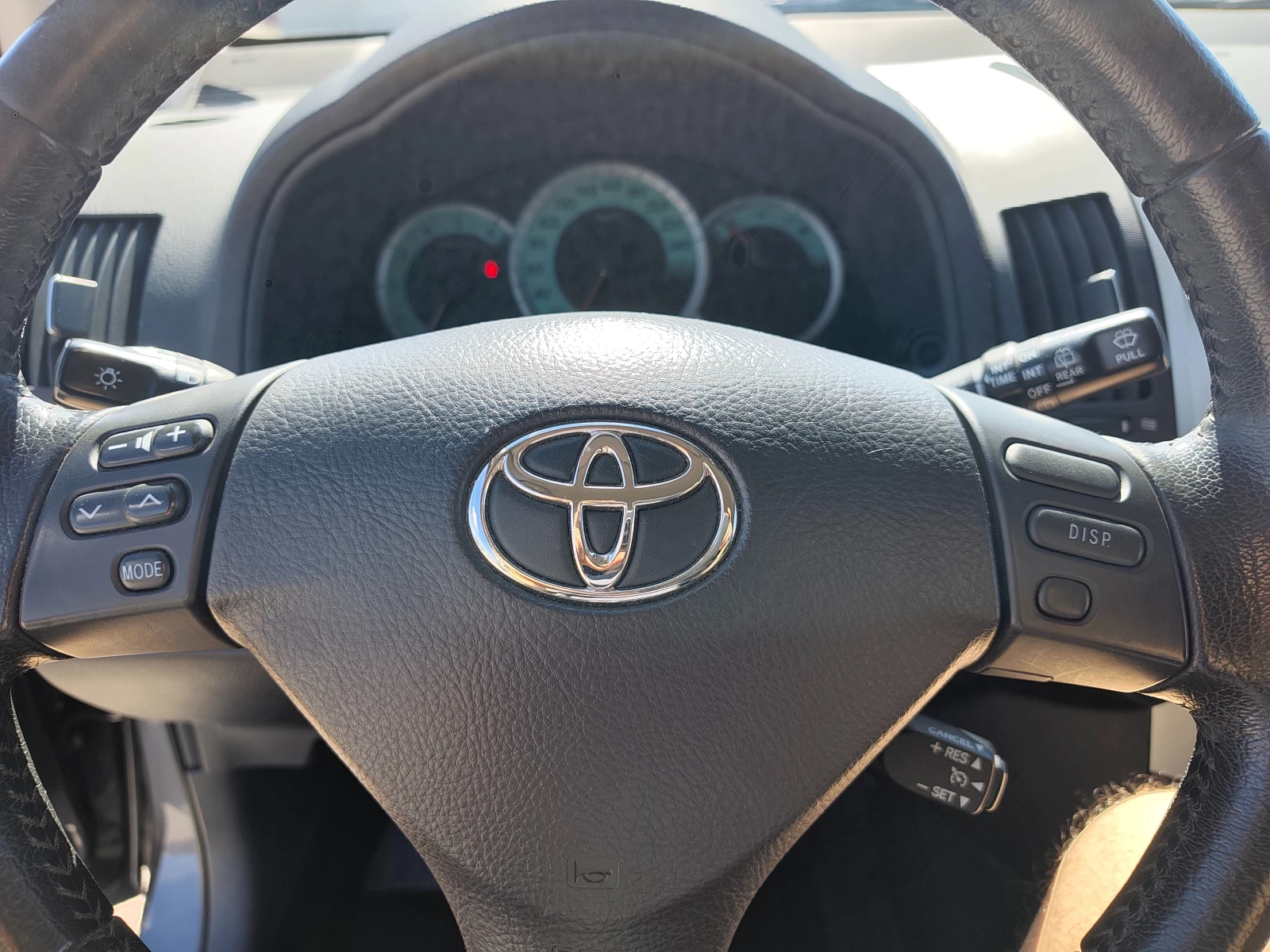 Toyota Corolla verso, снимка 8 - Автомобили и джипове - 56267911