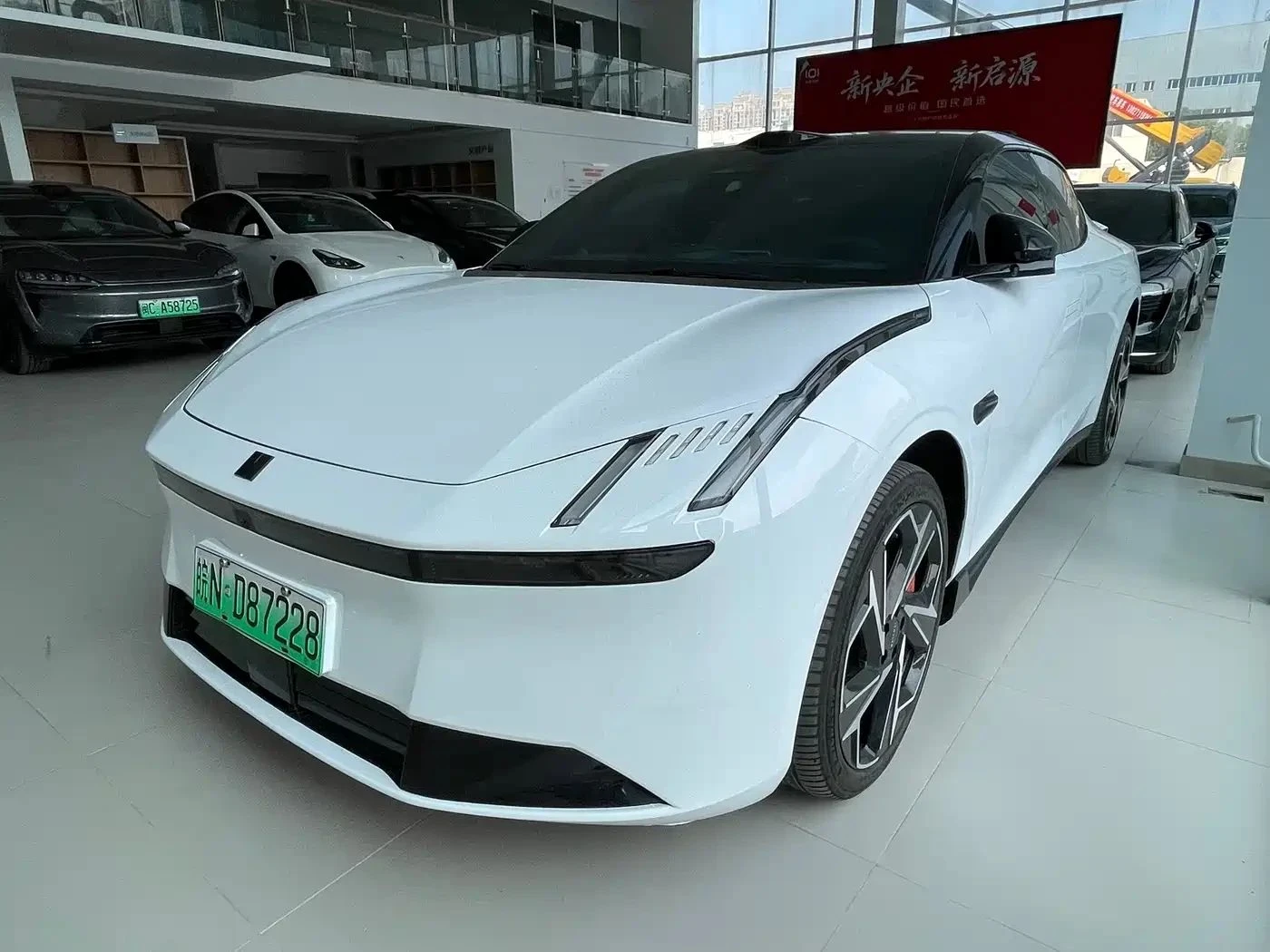 LynkCo 10 | Mobile.bg � ����������� 3