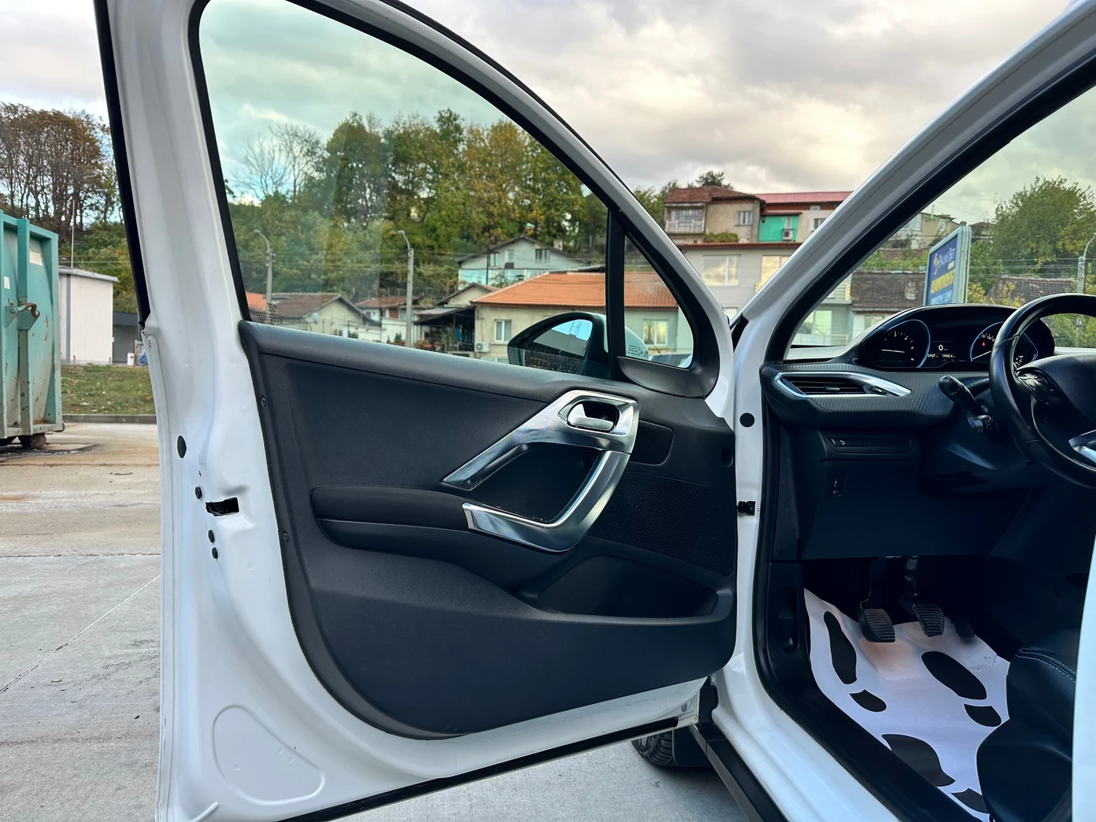 Peugeot 2008 1.6HDI-ALLURE-������-175000��-������-����6 | Mobile.bg � ����������� 5
