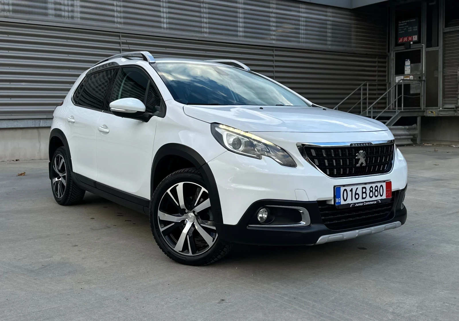 Peugeot 2008 1.6HDI-ALLURE-КАМЕРА-175000км-УНИКАТ-ЕВРО6