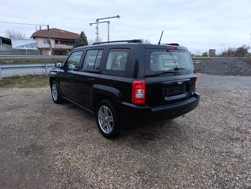 Jeep Patriot 2.4i- БЕНЗИН-4х4, снимка 5 - Автомобили и джипове - 47993026