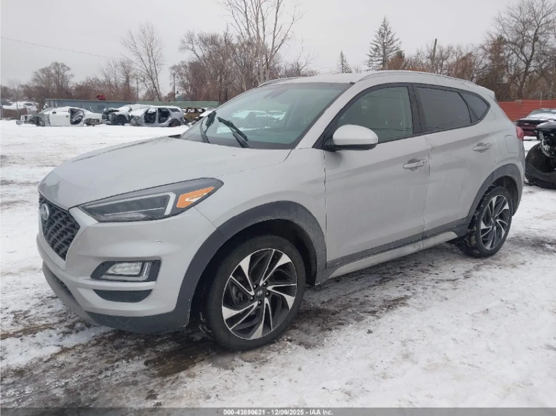 Hyundai Tucson AWD* ПОДГРЕВ* CARPLAY* PREMIUM SOUND, снимка 2 - Автомобили и джипове - 52910149
