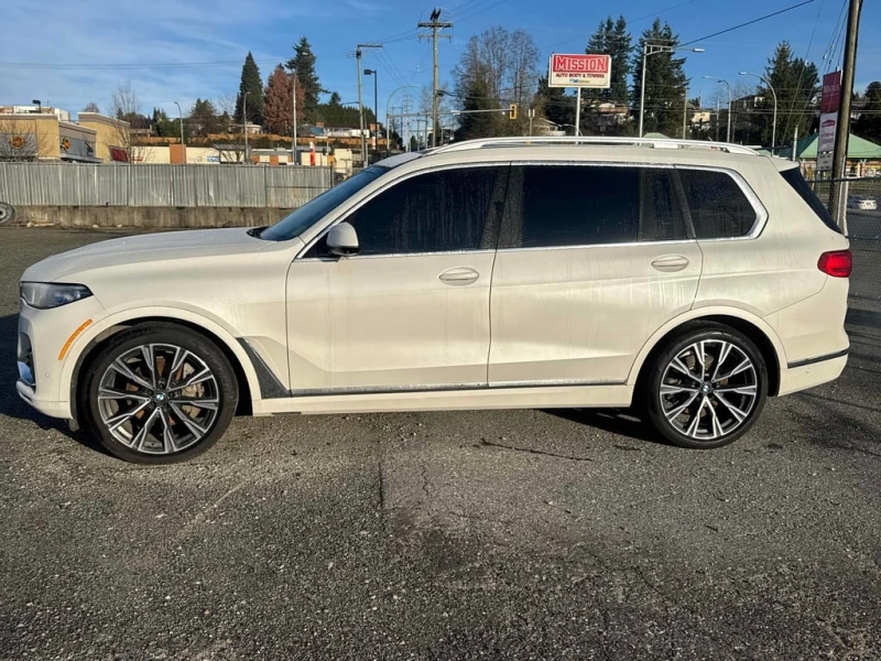 BMW X7 2019 xDrive40i * CARFAX * БЕЗ ПЪРВОНАЧАЛНА ВНОСКА, снимка 3 - Автомобили и джипове - 52940659
