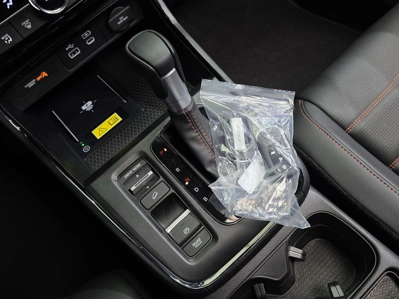 Honda Cr-v 2.0 Hybrid Touring 2WD| 204к.с.| ВКЛ.ТЕХНОТЕСТ, снимка 9 - Автомобили и джипове - 55135205