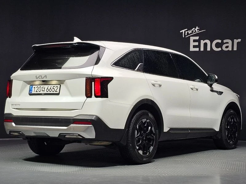 Kia Sorento Gasoline 2.5T 2WD| 281к.с.| ВКЛ.ТЕХНОТЕСТ, снимка 2 - Автомобили и джипове - 55611871