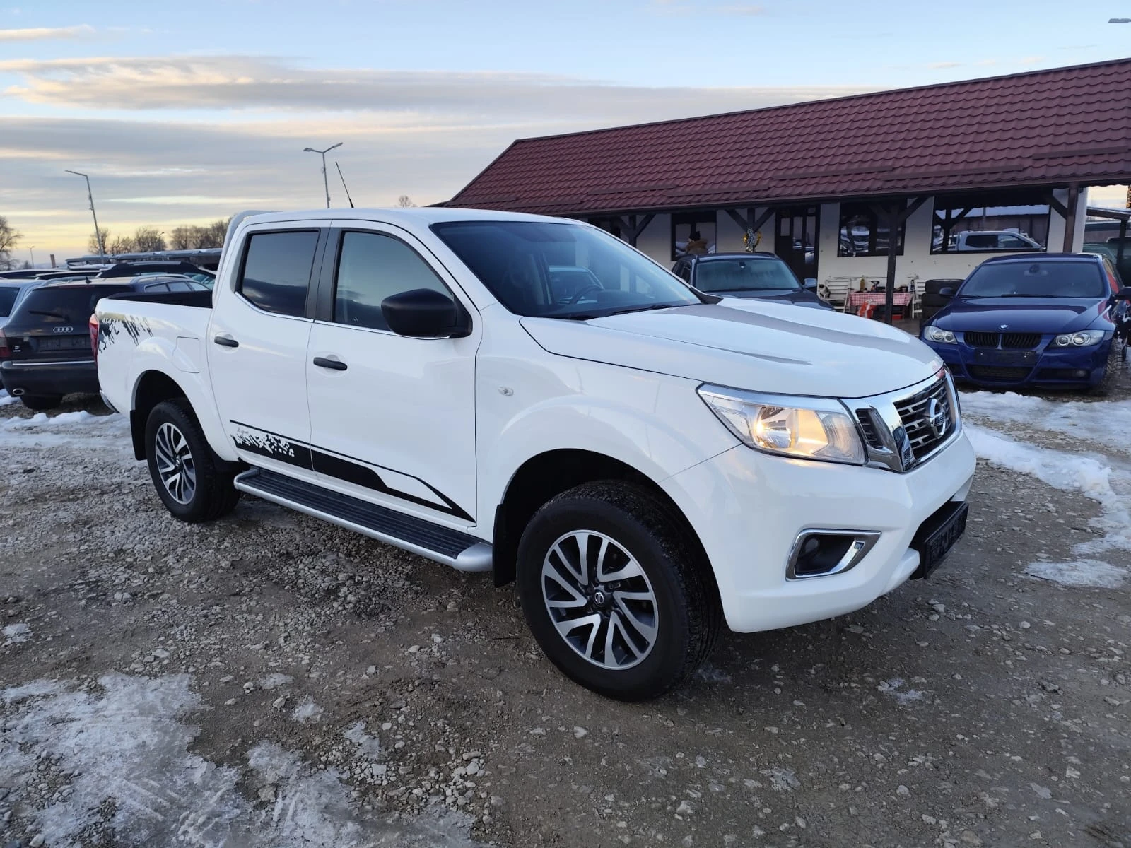 Nissan Navara 2.3 дизел Италия - изображение 3