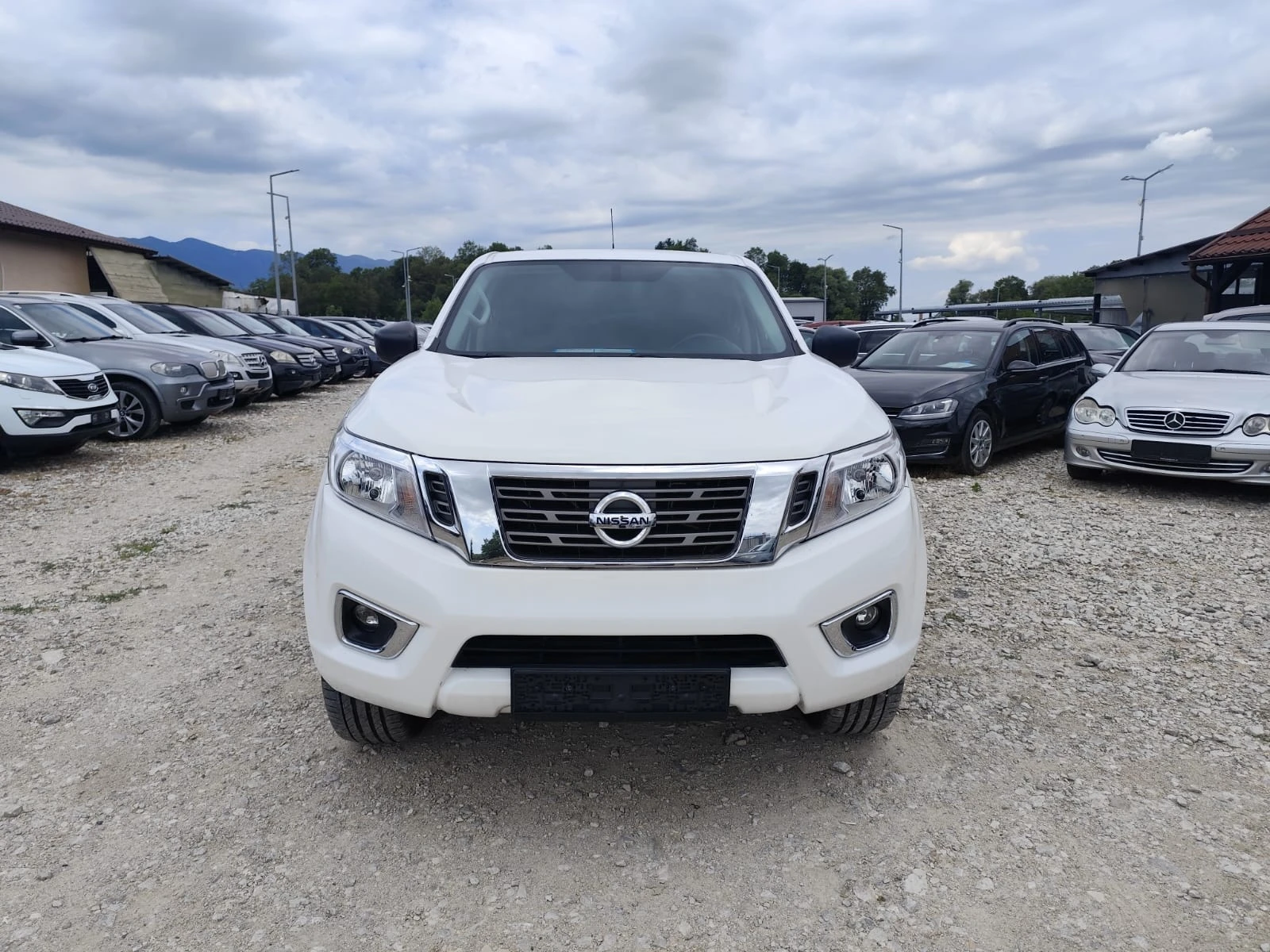Nissan Navara 2.3 ����� ������ | Mobile.bg � ����������� 2