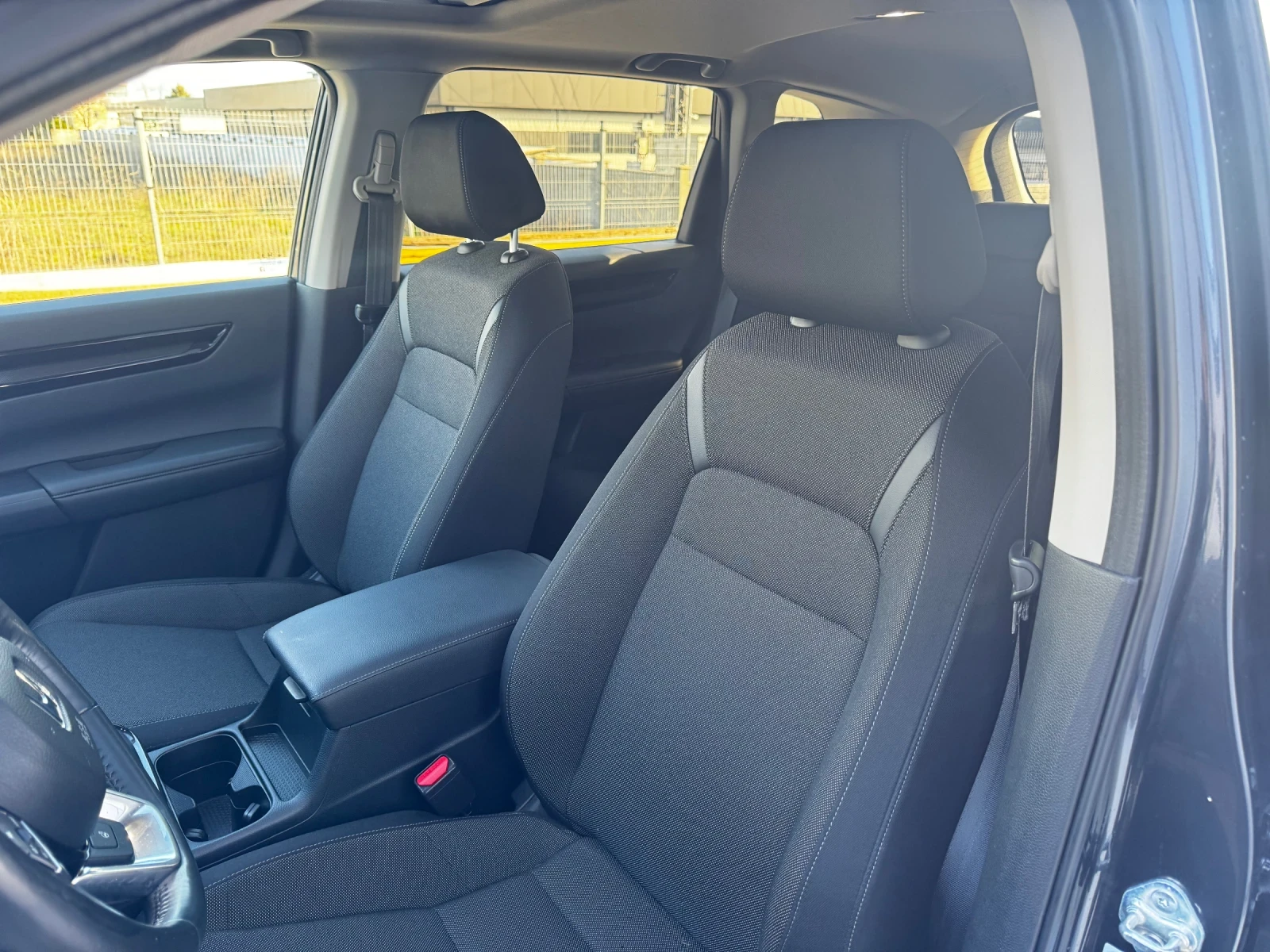 Honda Cr-v Изпълнение SPORT 1.5i FULL SPEC, снимка 13 - Автомобили и джипове - 54620694