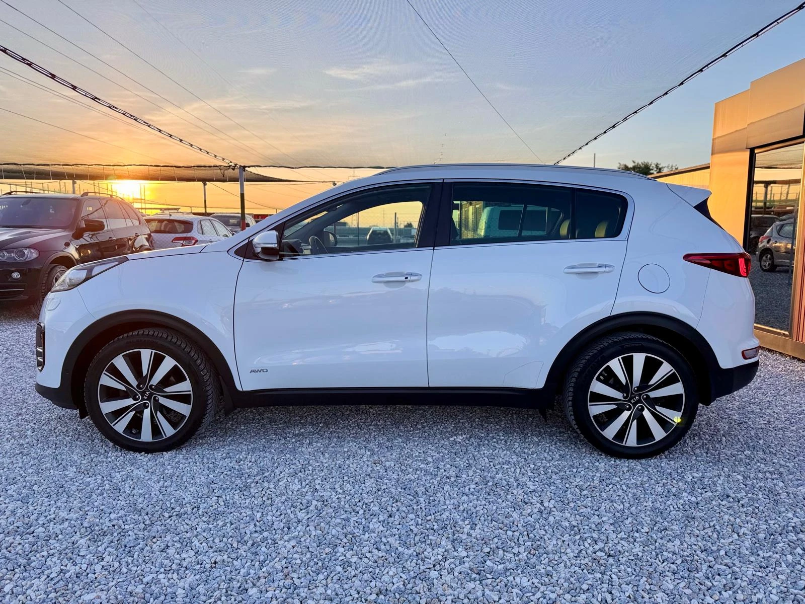 Kia Sportage ::2.0CRDI::4WD::Platinum, снимка 5 - Автомобили и джипове - 54719242