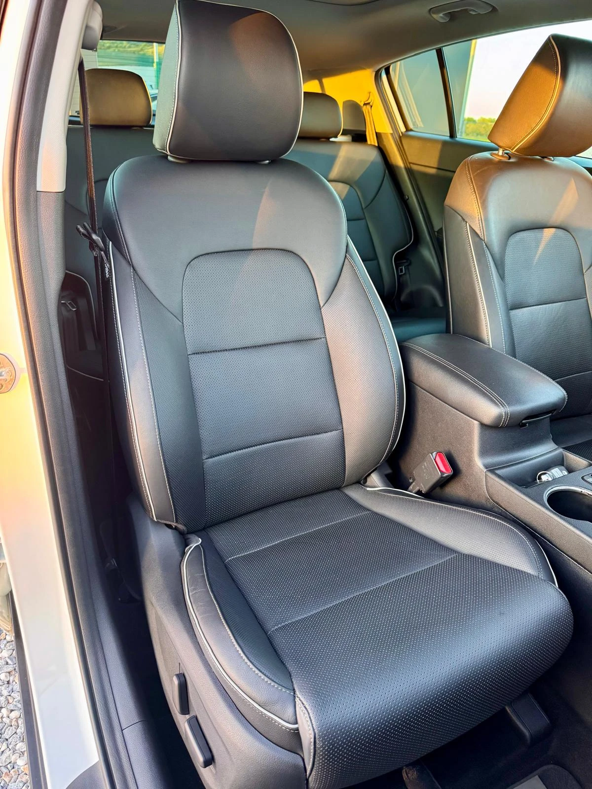 Kia Sportage ::2.0CRDI::4WD::Platinum, снимка 12 - Автомобили и джипове - 54719242