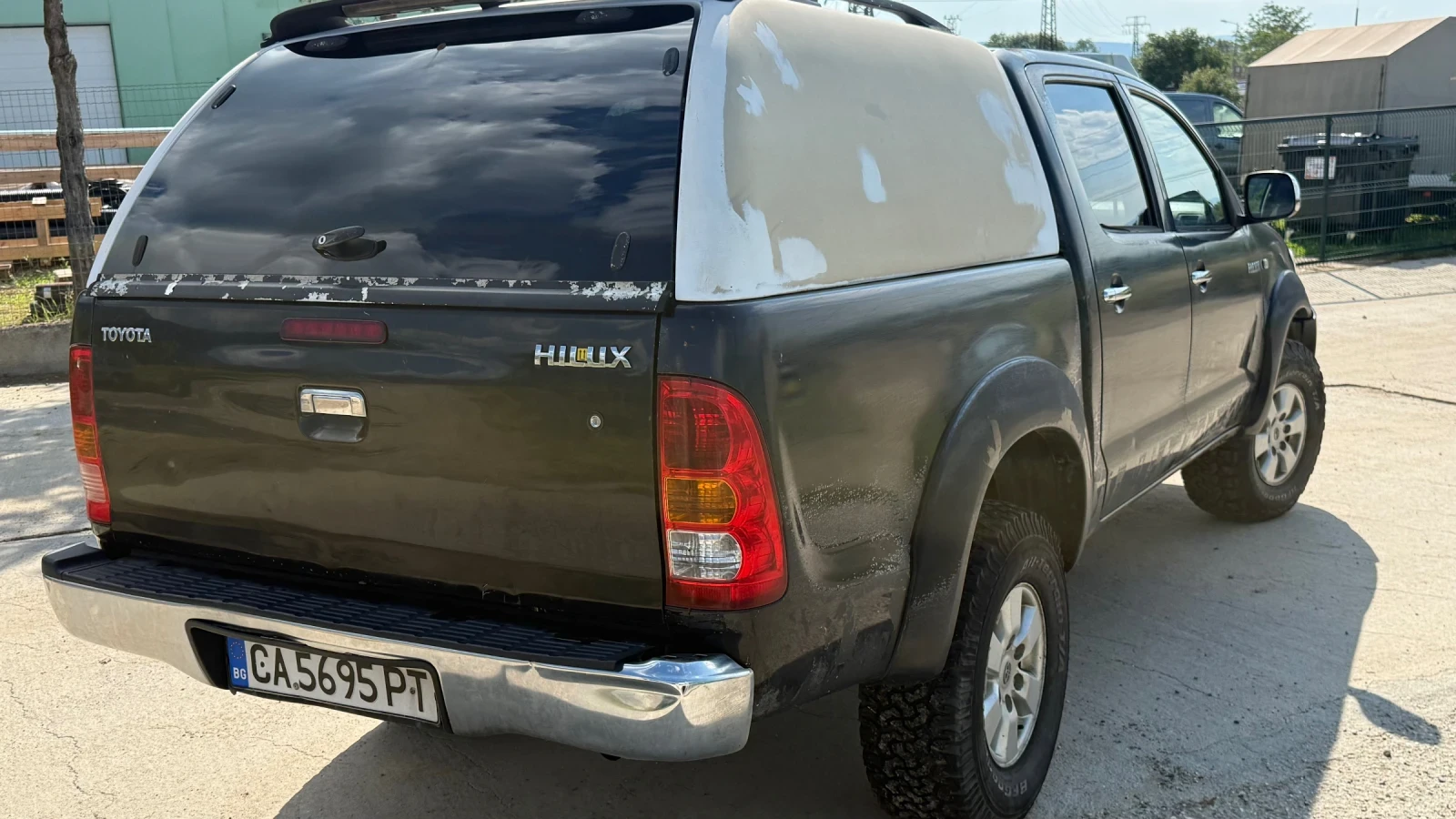 Toyota Hilux 2.5, снимка 5 - Автомобили и джипове - 54830581