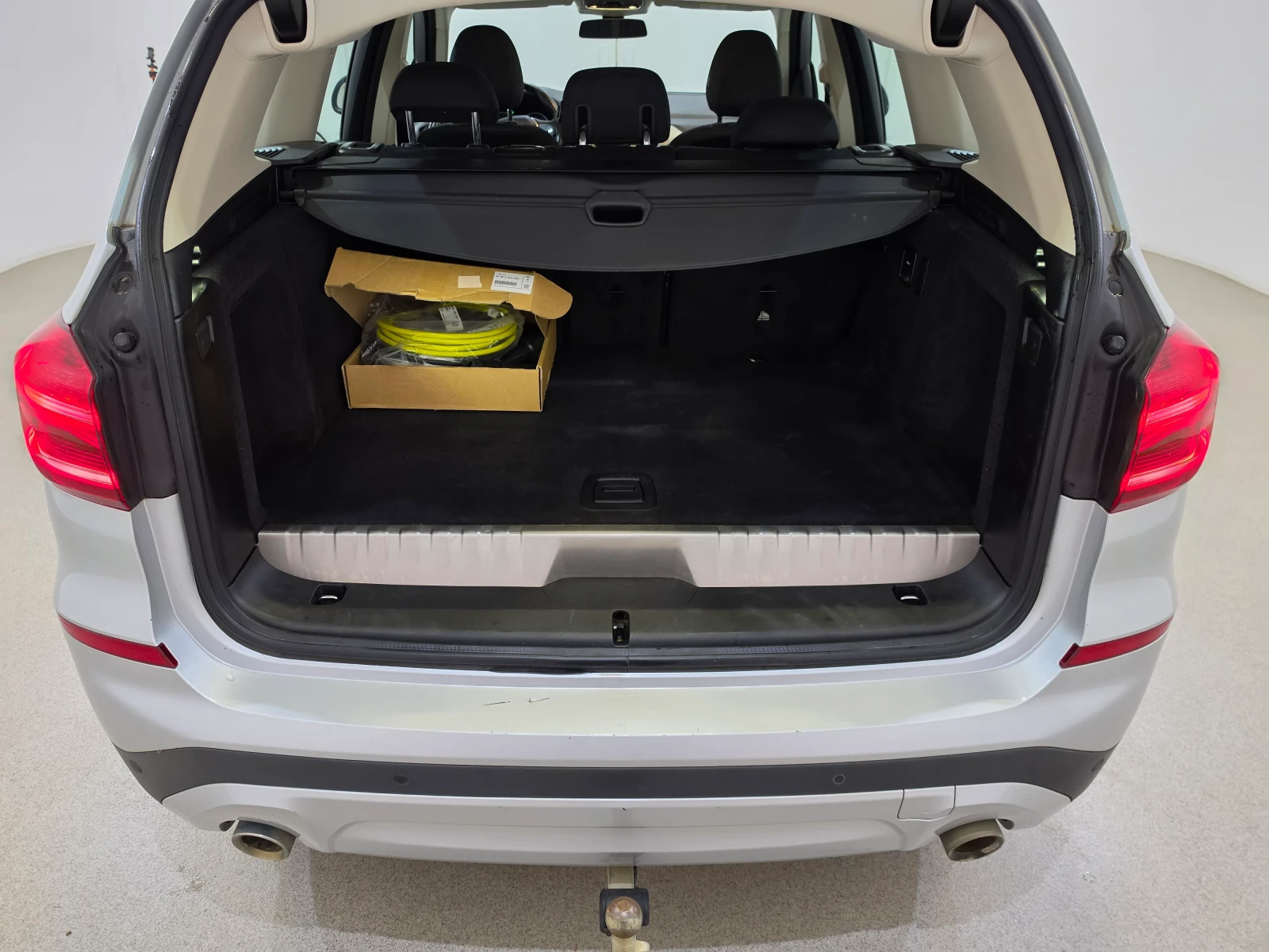 BMW X3 xDrive30e Plug-In Hybrid Aut. LC-Pro, снимка 12 - Автомобили и джипове - 55900550