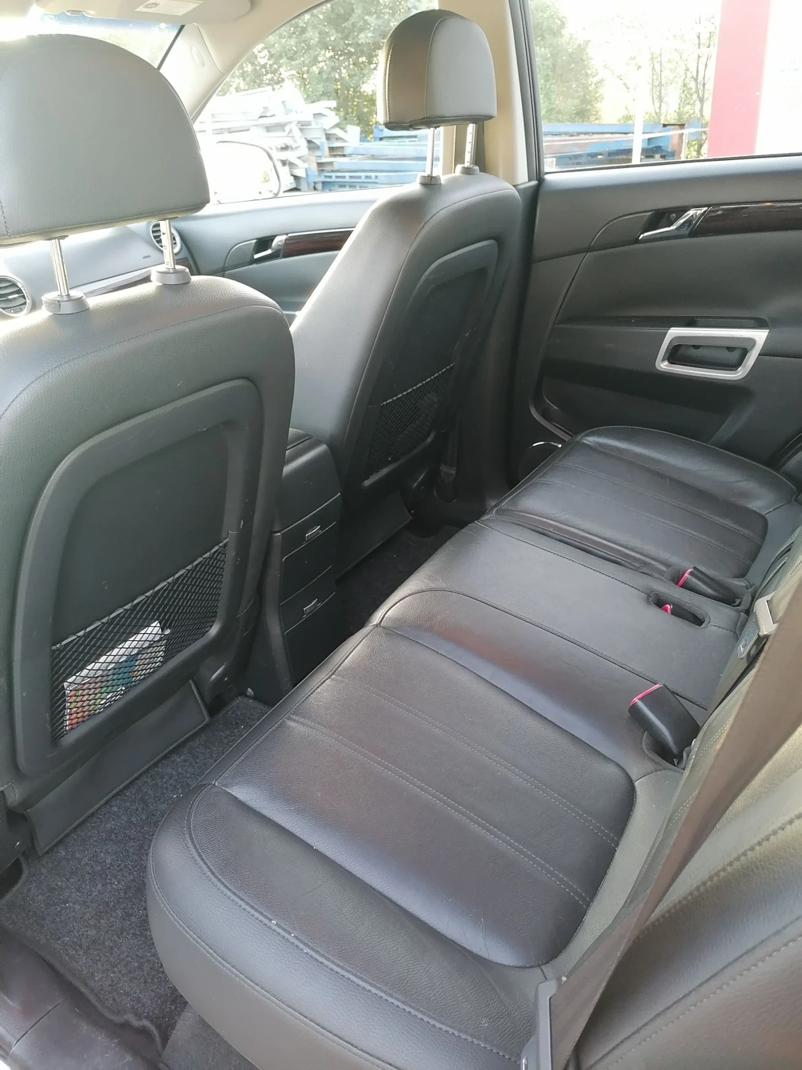Opel Antara 4x4/Кожа/Автомат/Ксенон, снимка 12 - Автомобили и джипове - 56330428