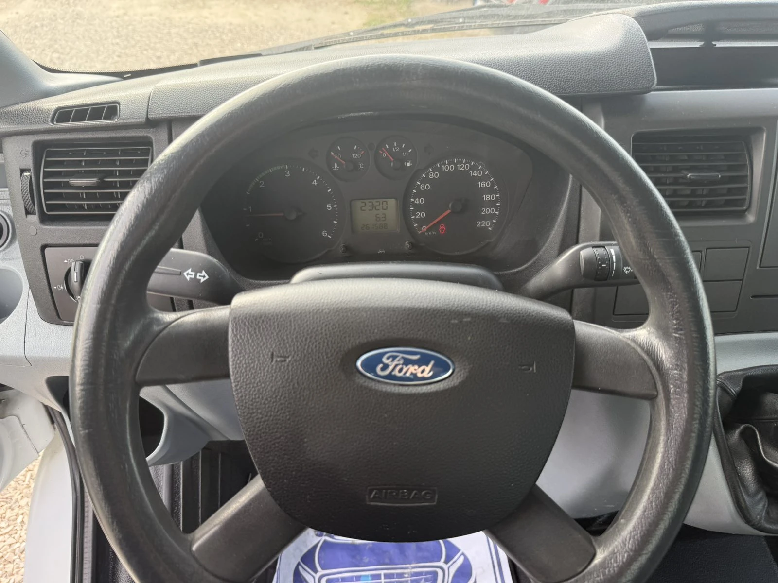 Ford Transit 2.4TDCi КЛИМА ПЕРФЕКТЕН, снимка 12 - Бусове и автобуси - 54225783