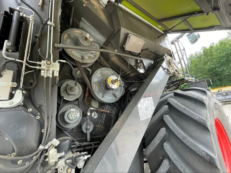 Комбайн Claas 7500 2021, снимка 6 - Селскостопанска техника - 56271090