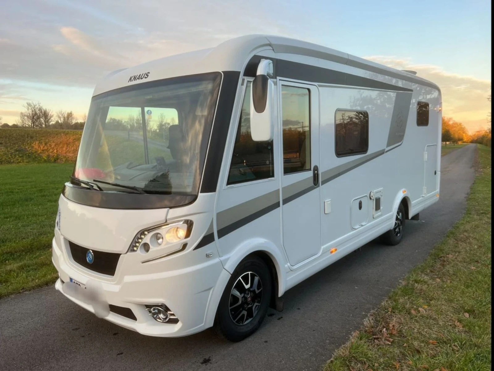 Кемпер Knaus PLATINUM