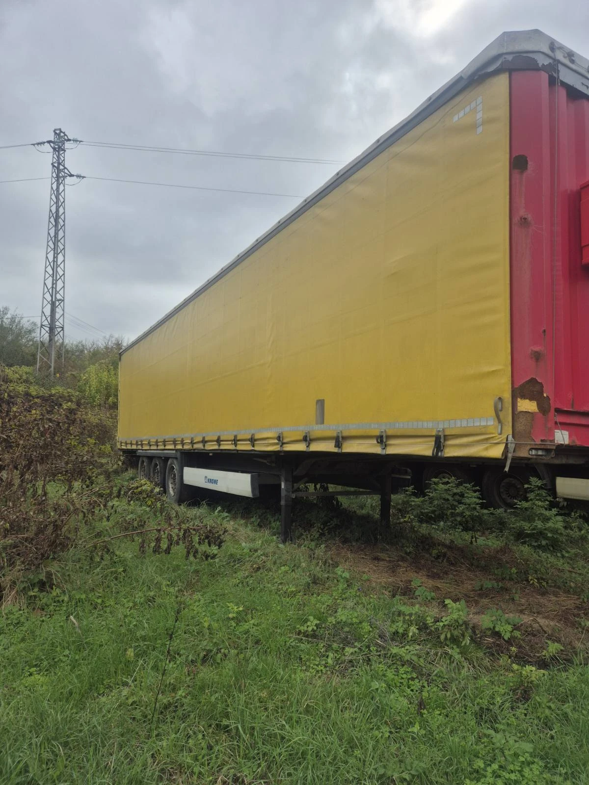 Полуремарке Krone SD