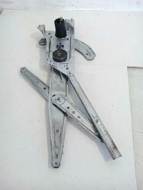 Ръчна машинка стъкло предна дясна Рено Канго,стъклоповдигач