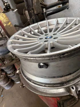 ���� � ������ 275/35R22 | Mobile.bg � ����� ������ 15