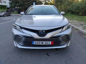 Toyota Camry XLE - изображение 2