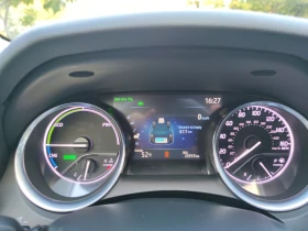 Toyota Camry XLE Гаранция, снимка 12