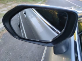 Toyota Camry XLE Гаранция, снимка 15