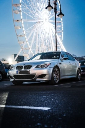     BMW M5 M5