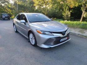 Toyota Camry XLE, снимка 1