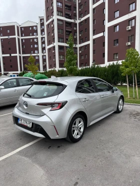 Toyota Corolla Hybrid / Carplay / Дистроник / Амбиентно  - 36000 лв. / 18406.51 € - 54419208 3