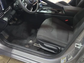 Hyundai Elantra * ESSENTIAL 4D SEDAN AT * CARFAX *  | Mobile.bg    5