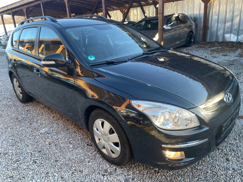 Hyundai I30 1.6 CRDI, снимка 5 - Автомобили и джипове - 47338123