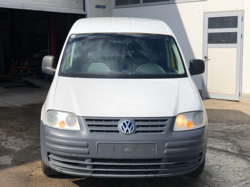 VW Caddy 2.0SDI, снимка 2 - Автомобили и джипове - 47458545