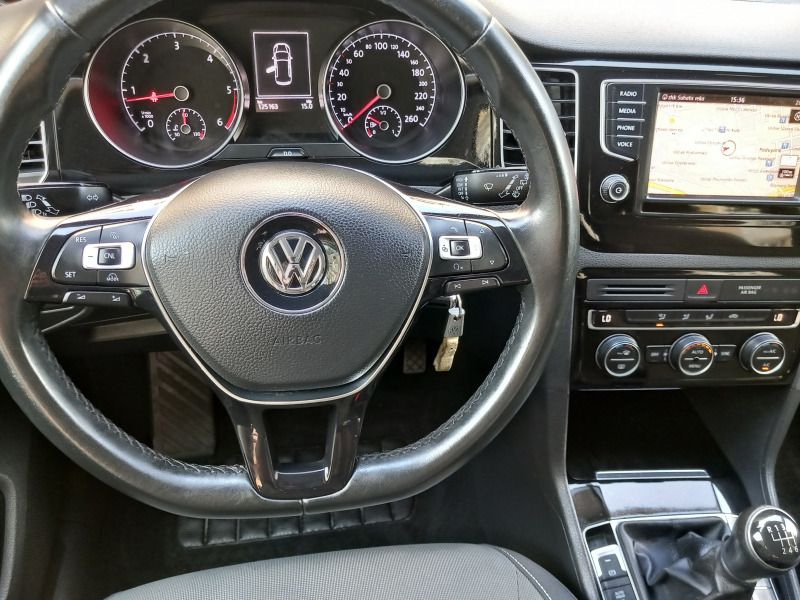 VW Golf VII 2.0TDI - 150kc, снимка 10 - Автомобили и джипове - 46089792