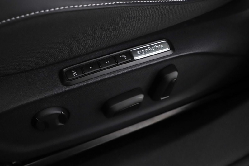 VW ID.7 Pro = E Sound= Dynamic Chassis Control Гаранция, снимка 6 - Автомобили и джипове - 46099318