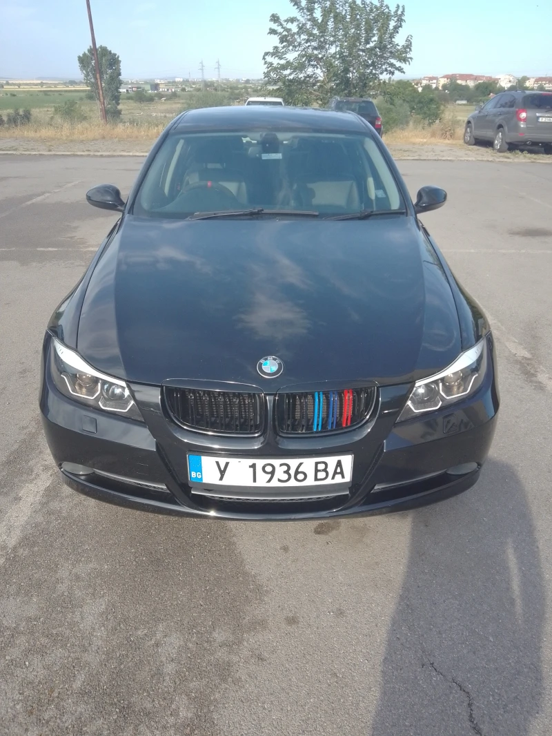 BMW 330 Многоточково индиректно впръскване, снимка 1 - Автомобили и джипове - 47723439