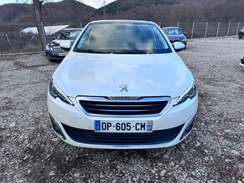 Peugeot 308 1.2 e-THP АВТОМАТИК 106000км!!!ЛИЗИНГ БАРТЕР, снимка 2 - Автомобили и джипове - 48057923