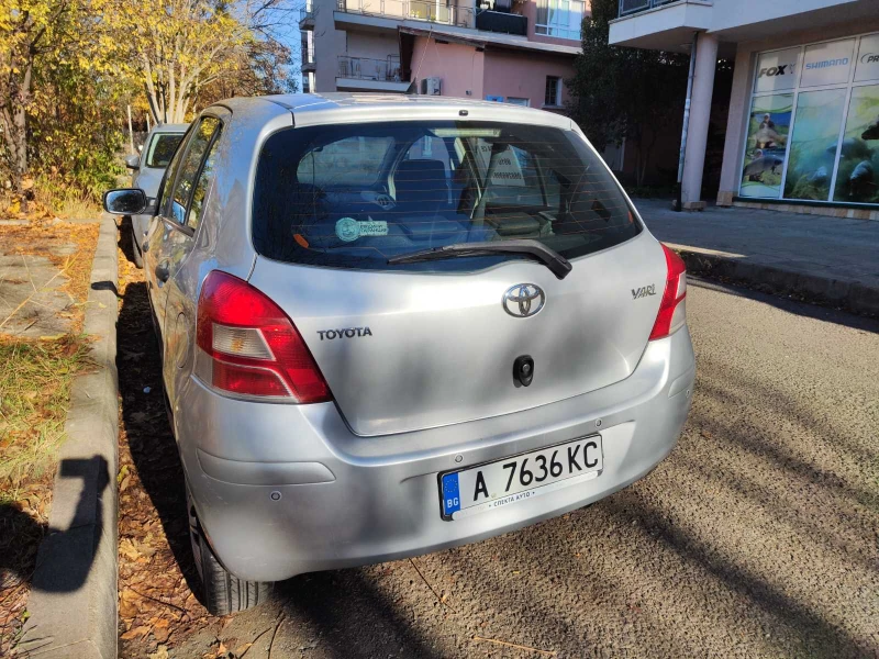 Toyota Yaris 1.33, снимка 3 - Автомобили и джипове - 48125413