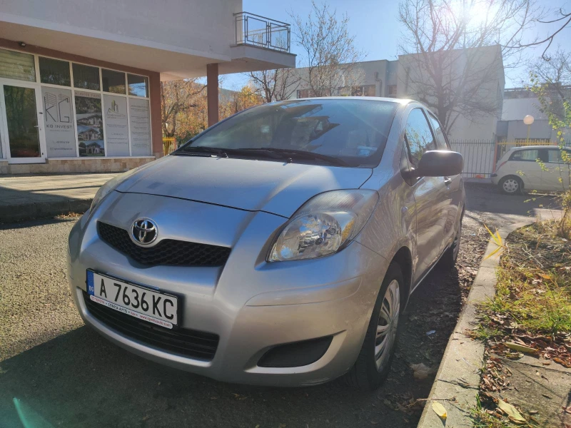 Toyota Yaris 1.33, снимка 1 - Автомобили и джипове - 48125413