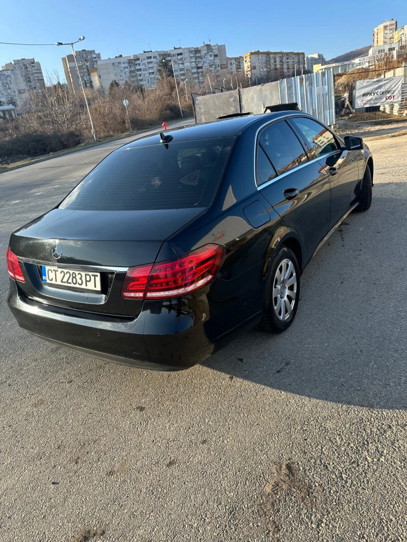 Mercedes-Benz E 200, снимка 3 - Автомобили и джипове - 49064652