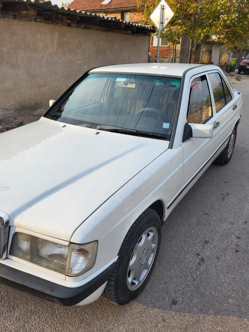 Mercedes-Benz 190 190D/УНИКАТ/, снимка 2 - Автомобили и джипове - 49393757