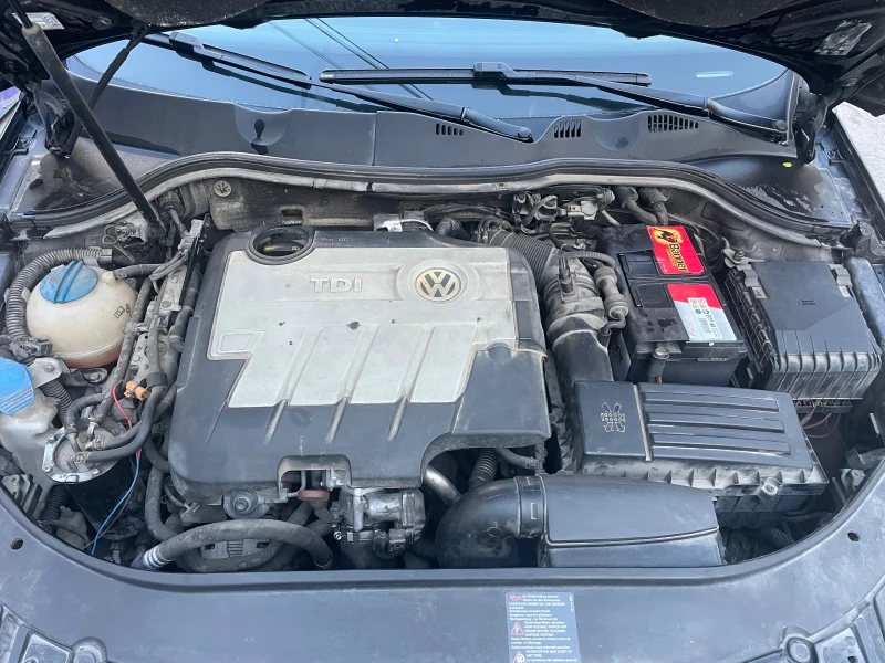 VW Passat 2.0 TDI Commonrail, снимка 7 - Автомобили и джипове - 50567658