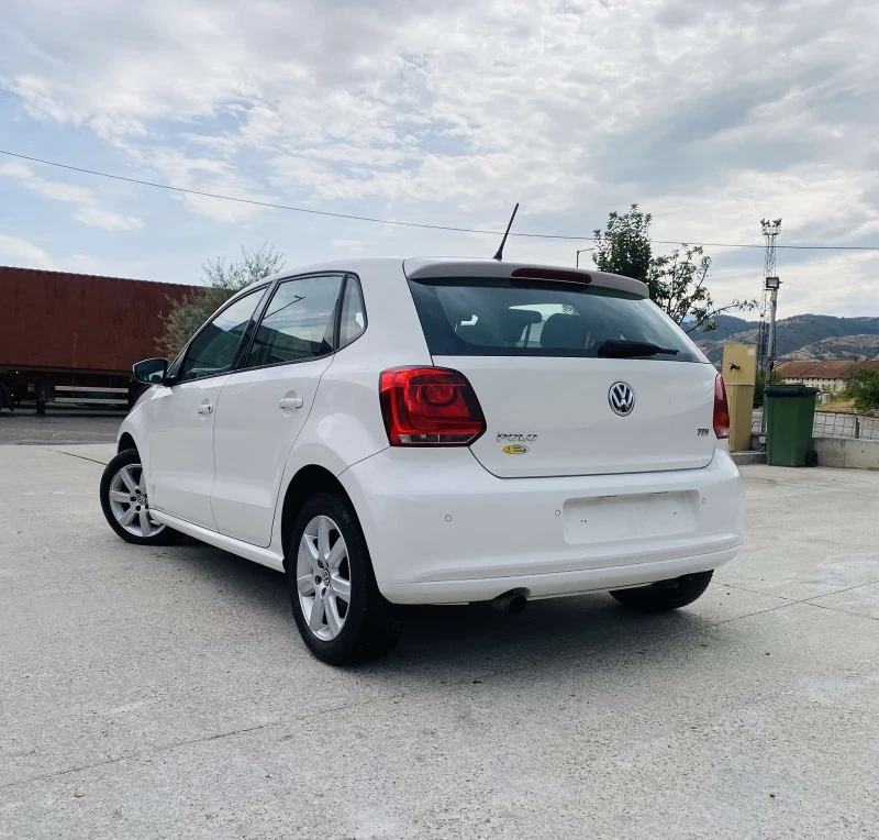 VW Polo Polo, снимка 3 - Автомобили и джипове - 51695905