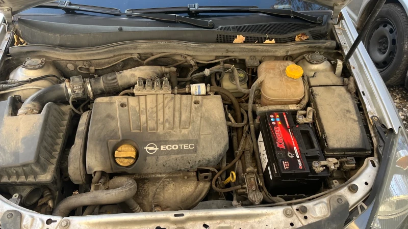 Opel Astra, снимка 14 - Автомобили и джипове - 52352262