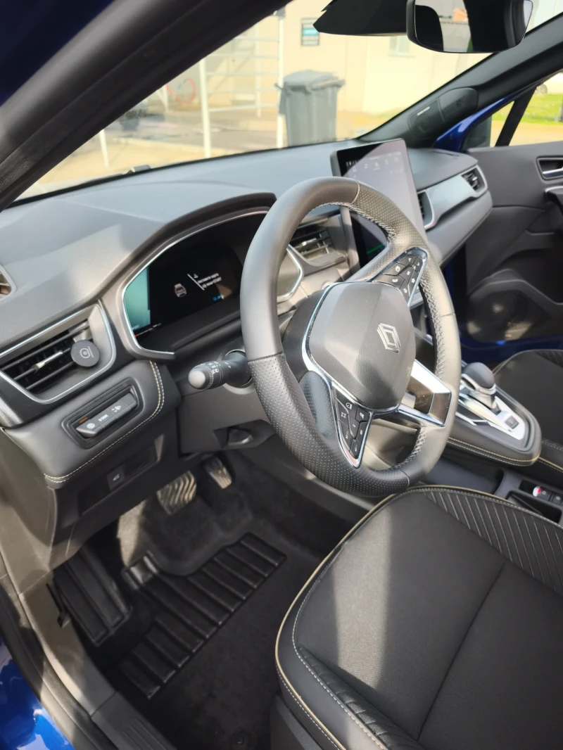 Renault Symbioz, снимка 17 - Автомобили и джипове - 52837664