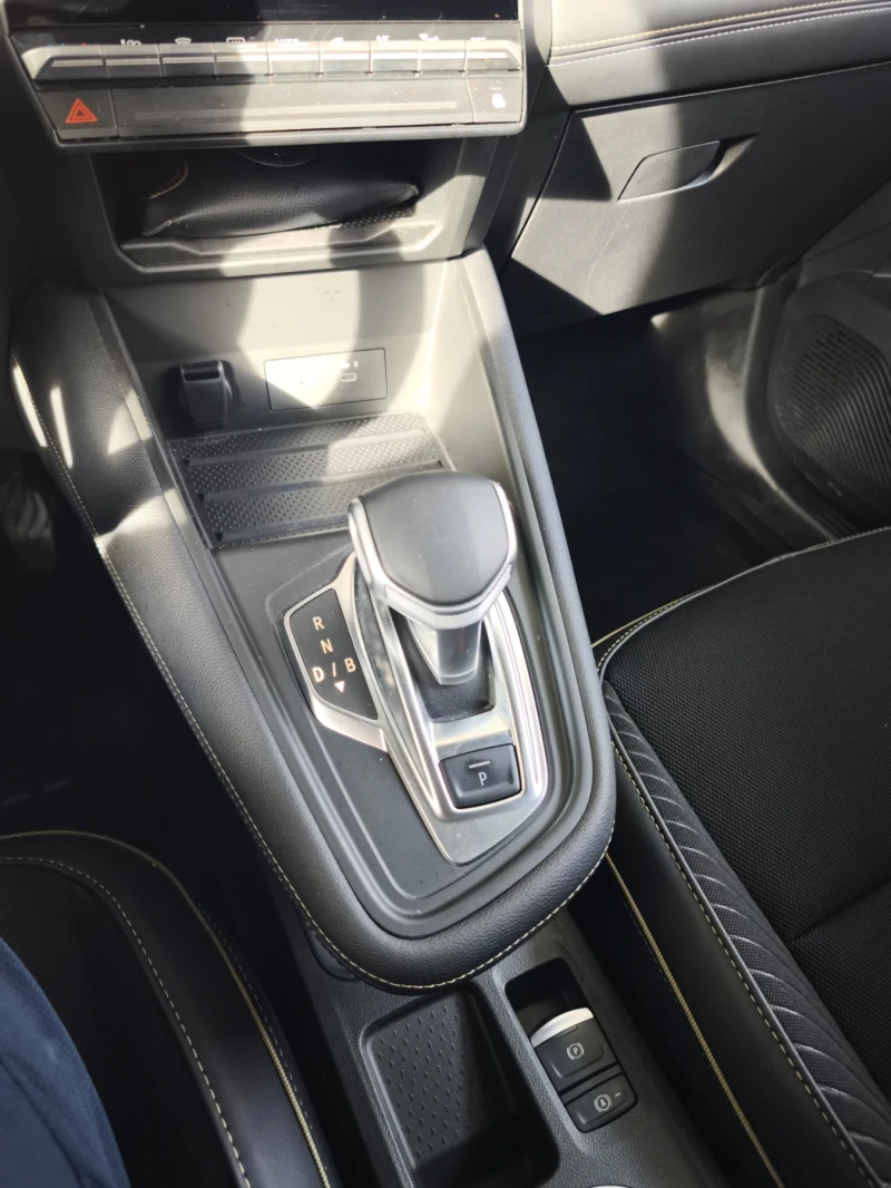 Renault Symbioz, снимка 7 - Автомобили и джипове - 52837664