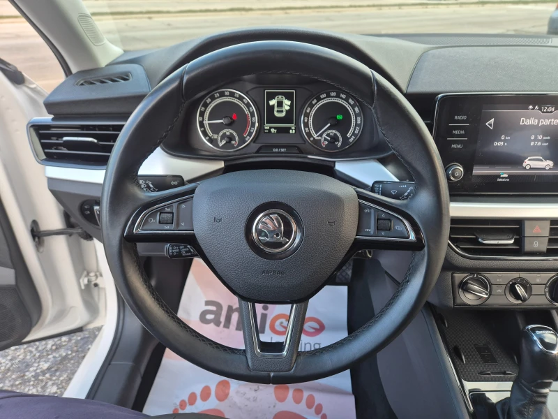 Skoda Scala 1.6 TDI, AVTOMAT, LED, снимка 15 - Автомобили и джипове - 53031790