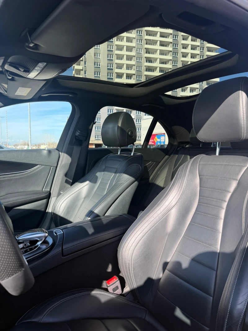 Mercedes-Benz E 200 AMG Pack, снимка 9 - Автомобили и джипове - 53263678