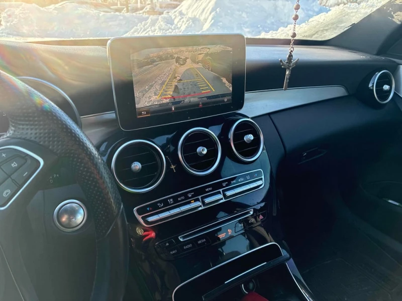 Mercedes-Benz C 300 * CARFAX * ЦЕНА ДО БГ, снимка 9 - Автомобили и джипове - 53274230