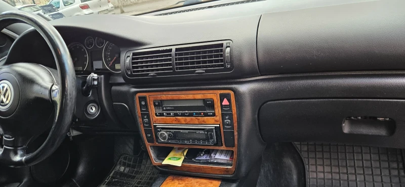 VW Passat 5.5, снимка 10 - Автомобили и джипове - 53415880