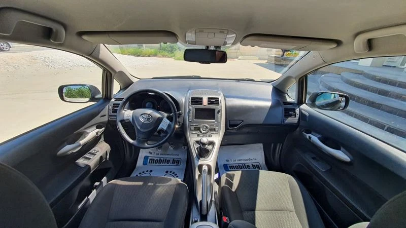 Toyota Auris 2.2/D-CAT/177к.с./ KEYLESS GO/NAVI/FULL, снимка 10 - Автомобили и джипове - 45538647